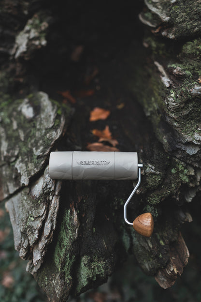 Molino manual de café Comandante TRAILMASTER DUNE X25