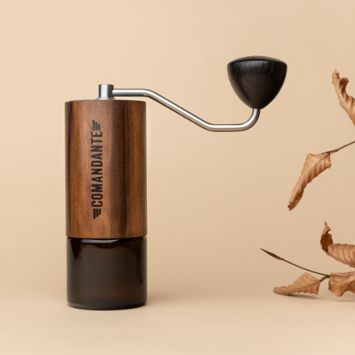 Molino manual de café Comandante LIQUID AMBER