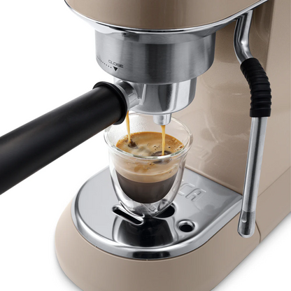 Dedica Arte Cafetera Manual