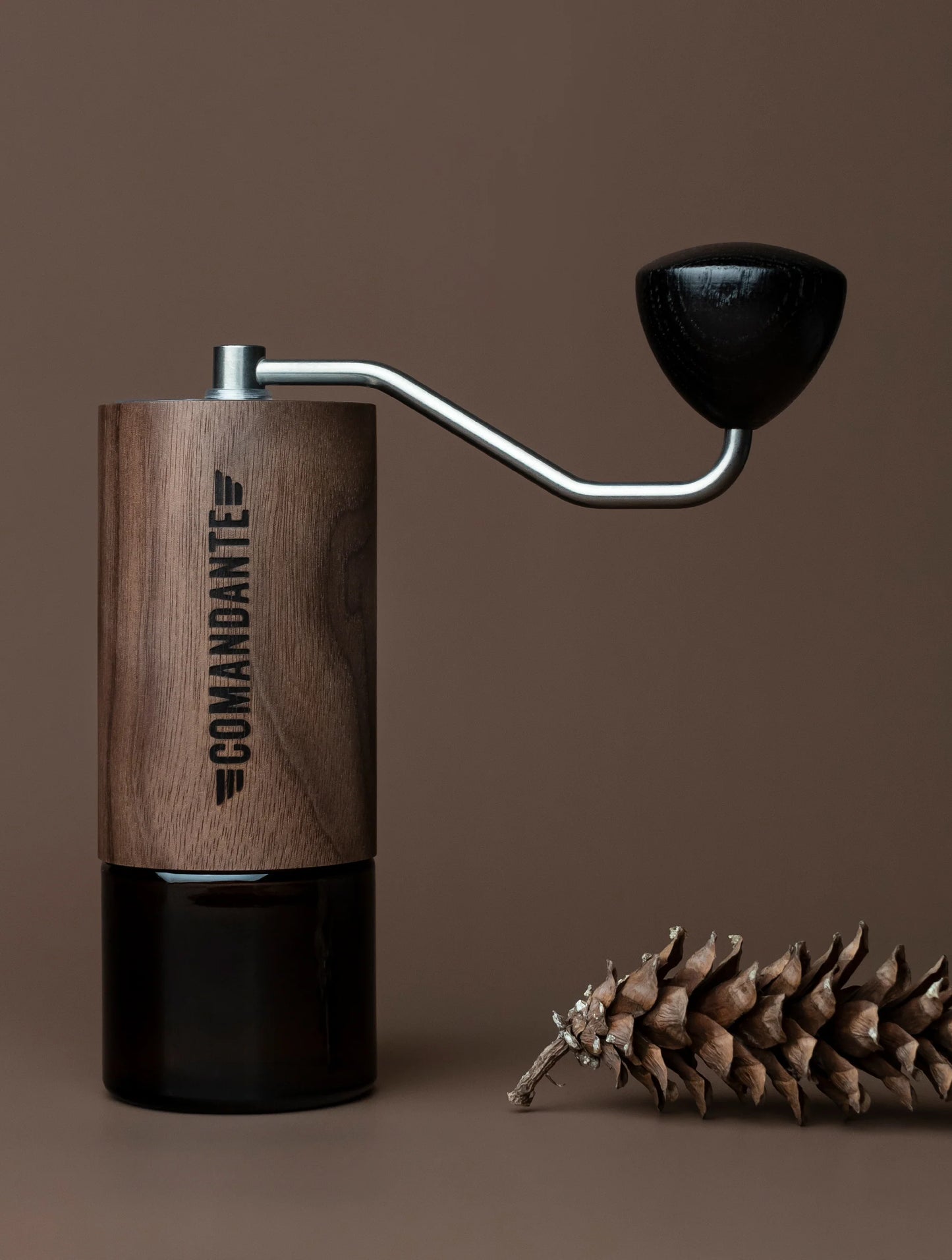 Molino manual de café Comandante VIRGINIA WALNUT